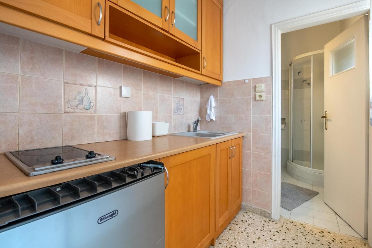 Апартаменти Penthouse Under Acropolis Hill Афіни Екстер'єр фото